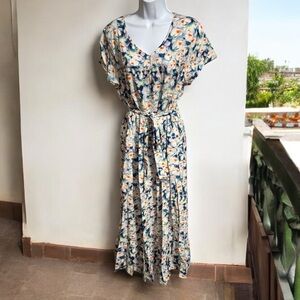 Floral V-Neck Maxi Dress